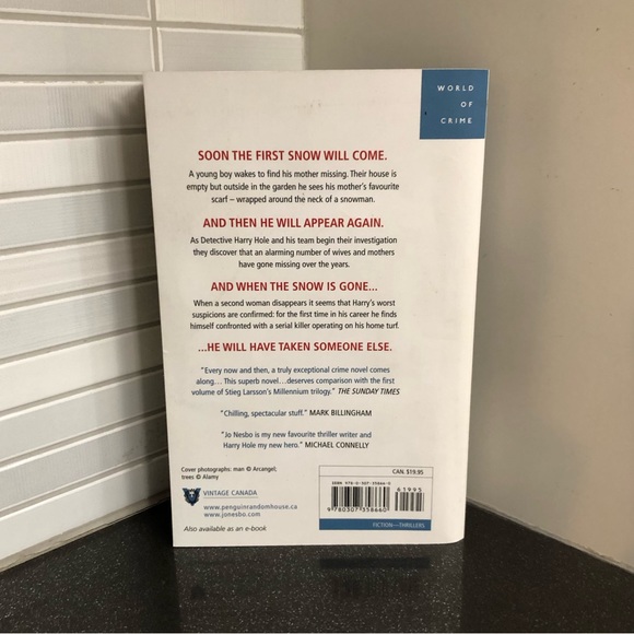 The Snowman by Jo Nesbo - Picture 4 of 8